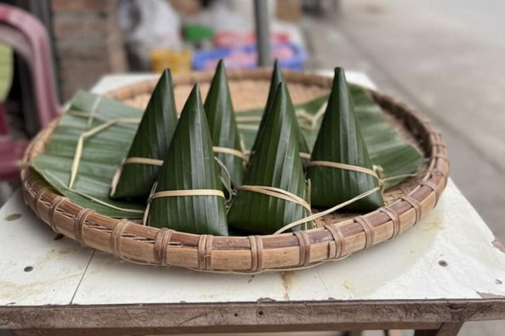 Bánh coóc mò là đặc sản, món ăn có từ lâu đời của người Tày và Nùng.